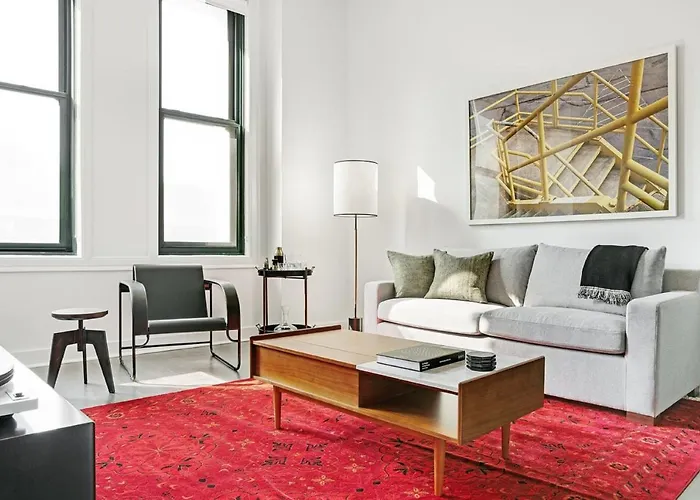 Abode - Downtown Convention Center Apartment *